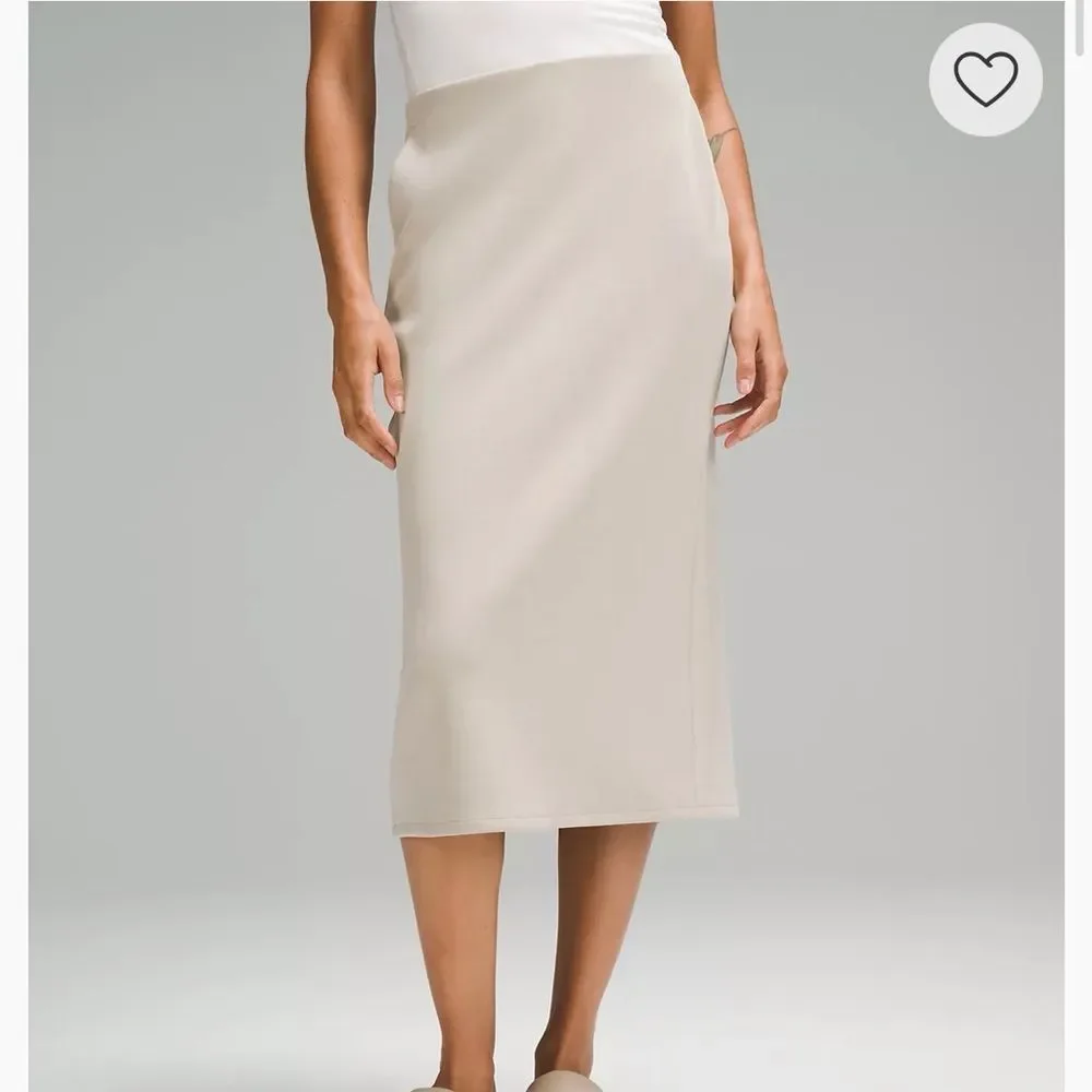 New Lululemon Softstreme High Rise Midi Skirt